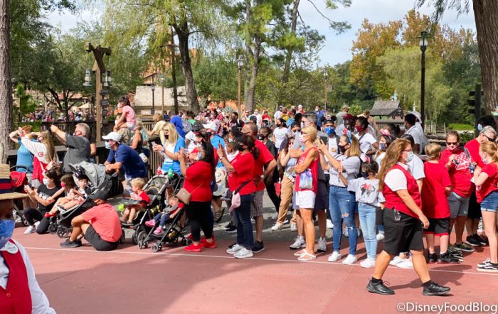 PICS: Well…Holiday Crowds Have Started to Arrive in Disney World | the ...