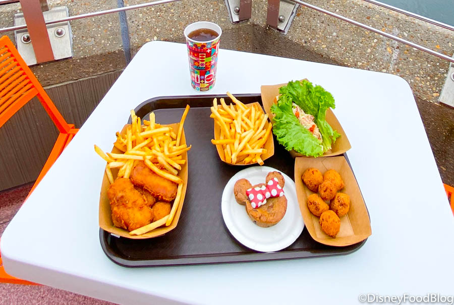 Tomorrowland Terrace Reopens in Magic Kingdom With Some Seafood