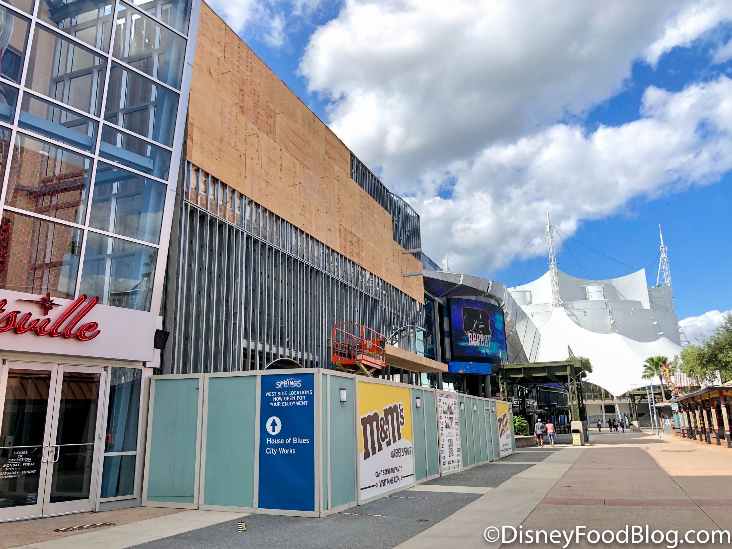 Find Out Which Store Is Making Its Way Back To Disney Springs Soon The Disney Food Blog