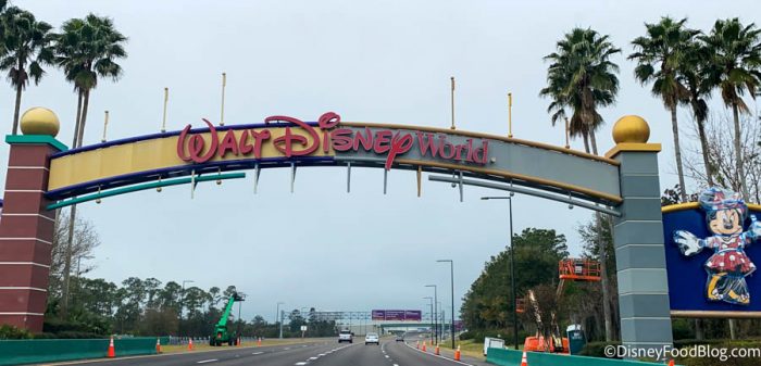 2021-Walt-Disney-World-Entrance-Sign-Gat
