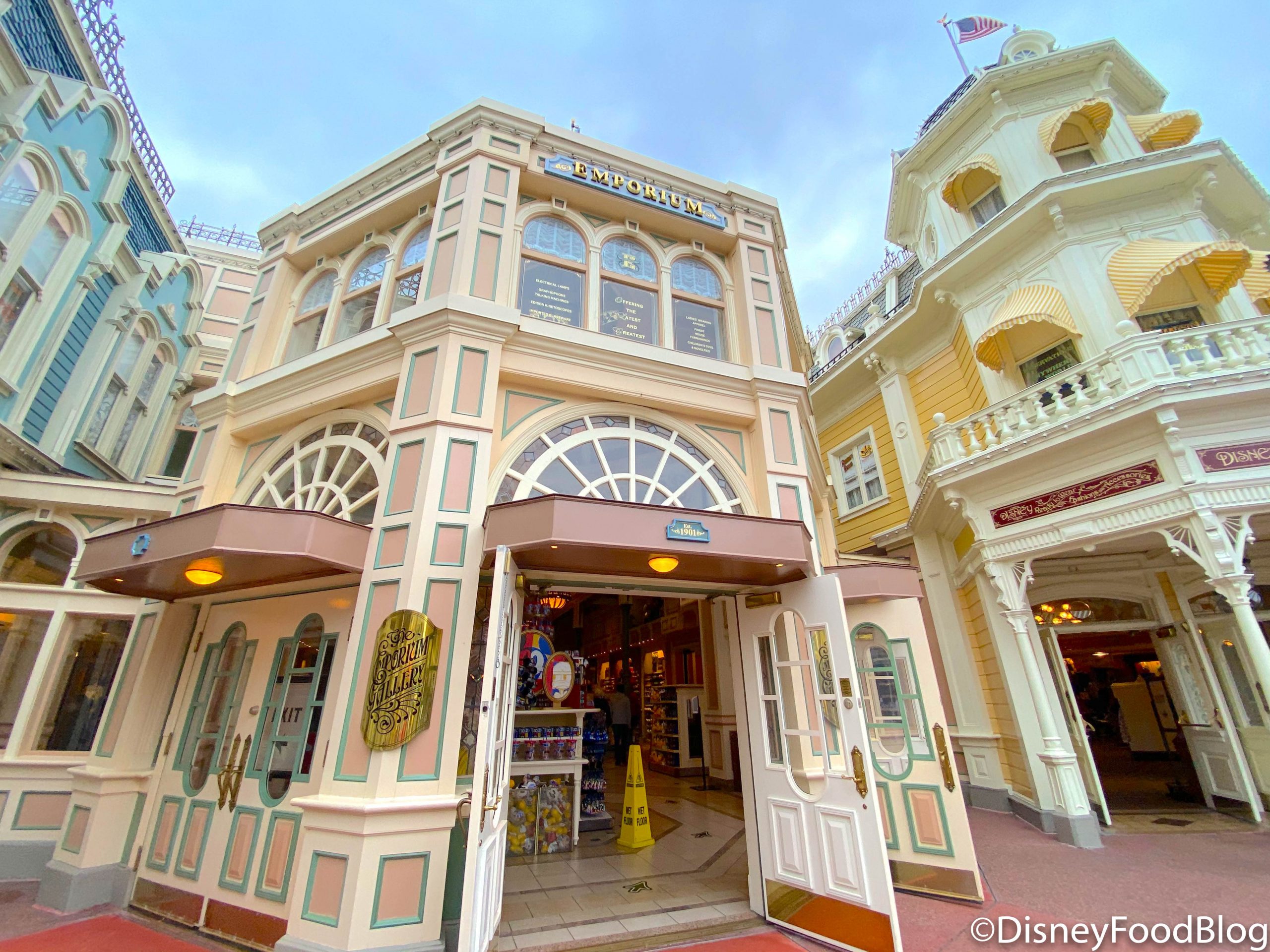 What's New at the Magic Kingdom: Liberty Square Market Closes for