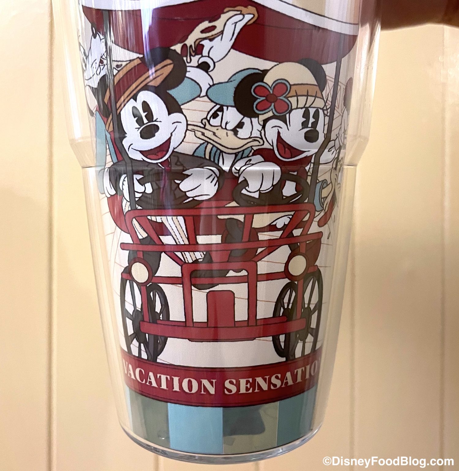 This Tumbler Is Perfect For Fans Of Disney World s BoardWalk Resort this-tumbler-is-perfect-for-fans-of-disney-world-s-boardwalk-resort