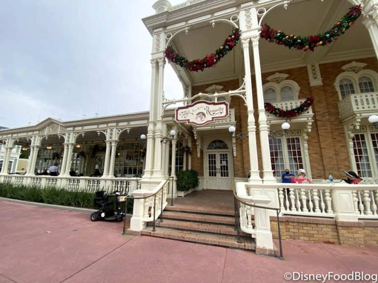 REVIEW: We're a Little Salty (Literally!) With Tony's Town Square ...