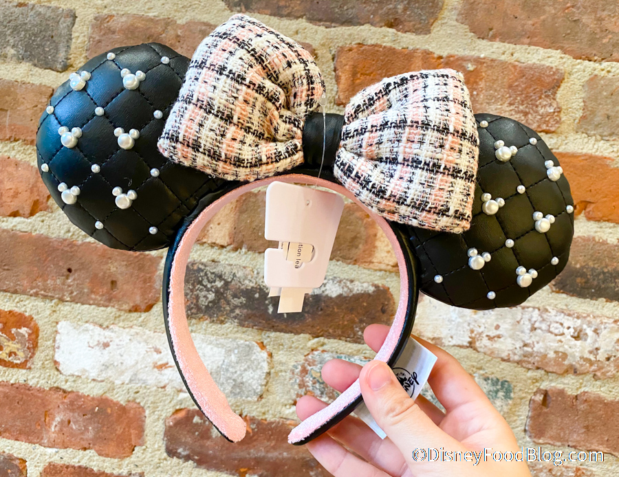 Tokyo Disney Resort Ears Holder Keychain Headband Black Minnie Mouse New W/  tag