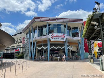 Splitsville Luxury Lanes a great spot to eat in Disney Springs