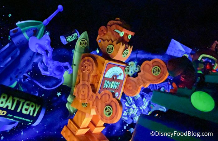 Guests Can Now Buy A Portable Buzz Lightyear's Space Ranger Spin Game and  Play at Home - WDW News Today