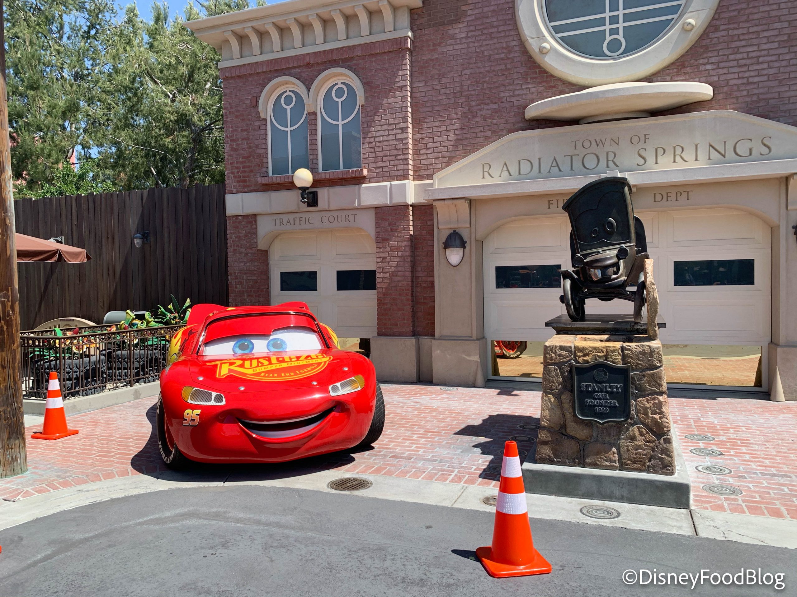 How Disney World put together its new Lightning McQueen attraction