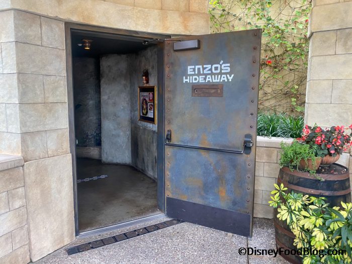 REVIEW: Was Braving the Secret Tunnels of Disney Springs for Italian Food  Worth the $?