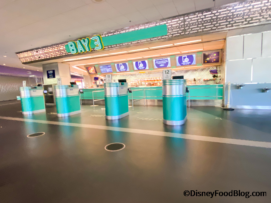 PHOTOS & VIDEOS: Cosmic Ray's Starlight Cafe Evacuated Today in Disney ...