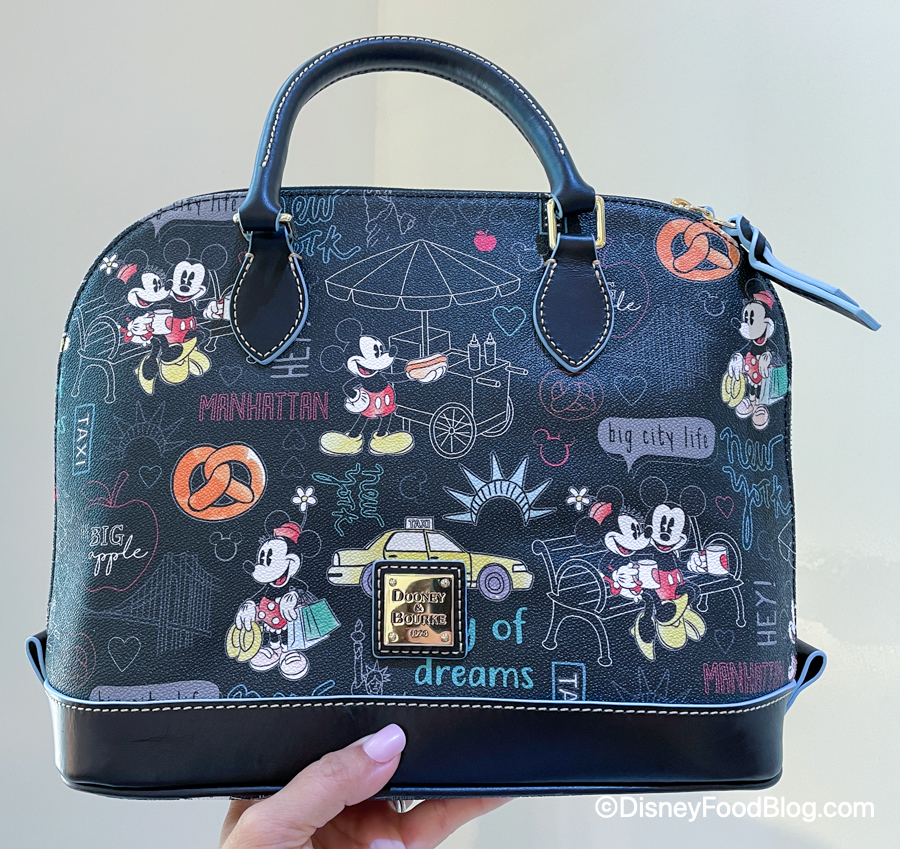 Disney Parks Mickey and Minnie Picnic Dooney & Bourke Drawstring Bag New W Tag