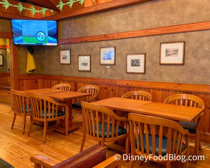 disney dining reservations yacht club