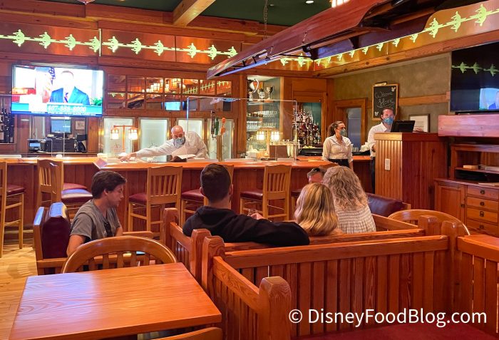 yacht club restaurant disney paris