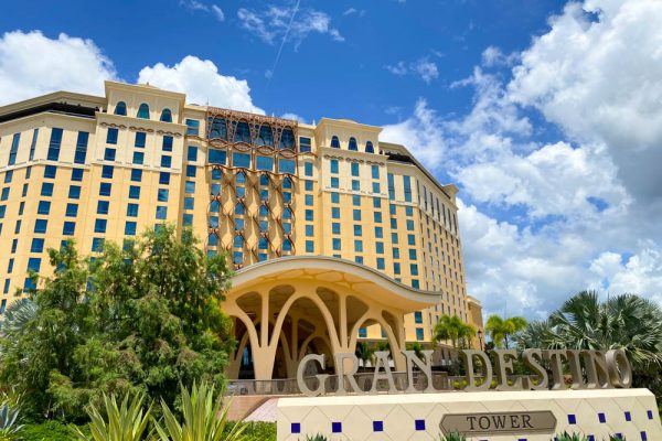 FULL TOUR of a Deluxe Club Suite Room at Gran Destino Tower in Disney World