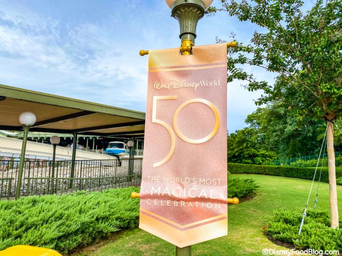 50th-anniversary-banners-magic-kingdom-w
