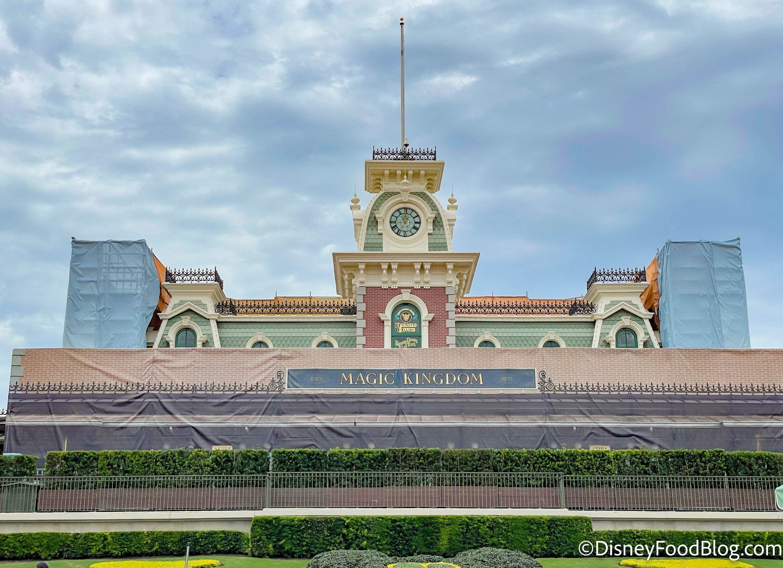 PHOTOS: We're FINALLY Seeing Progress on the Magic Kingdom Train Station!