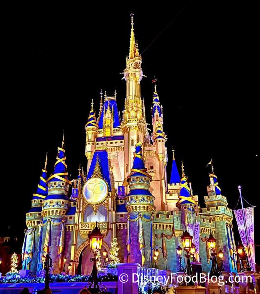 2021-WDW-Magic-Kingdom-Cinderella-Castle