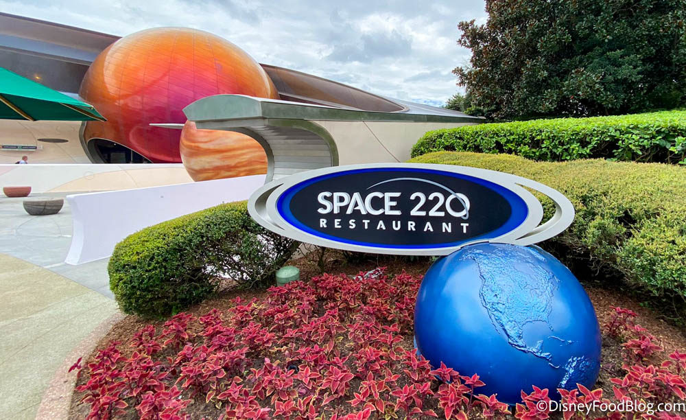 Space 220 Restaurant  Restaurant in Epcot at Walt Disney World