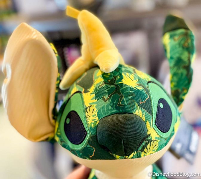 Colorful Stitch Crashes Disney Plush lands in Star Traders! 
