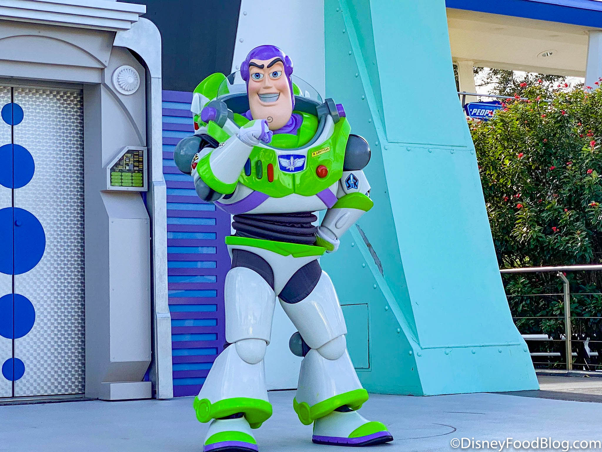 Something BIG Is Missing from Buzz Lightyear's Space Ranger Spin in Disney  World! | the disney food blog