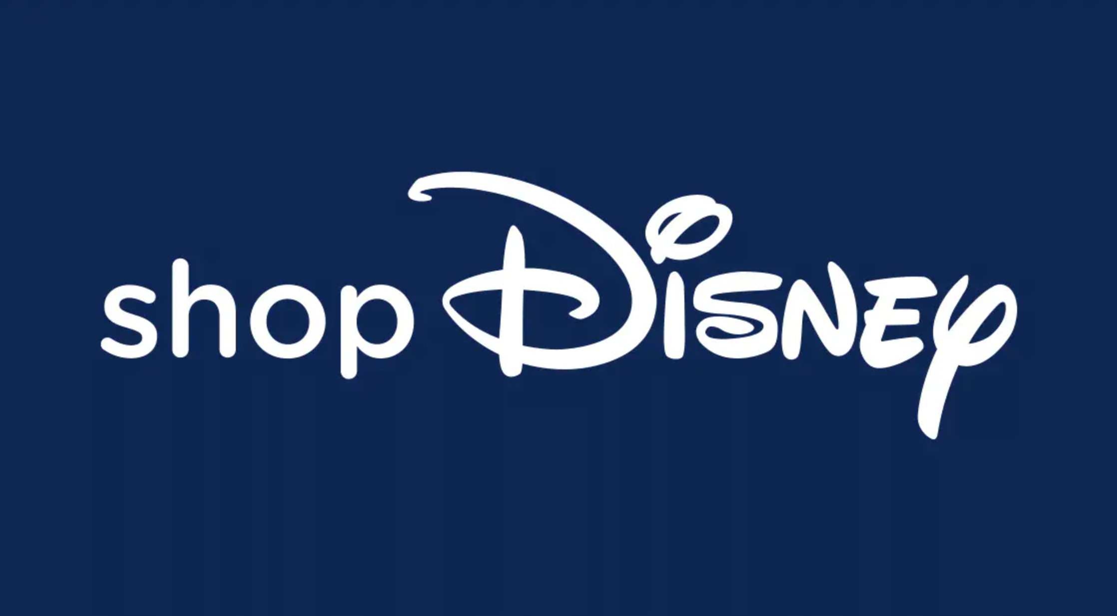Https shop net. Дисней логотип. Логотип одежды Дисней. Disney магазин. Логотип Disney на одежде.