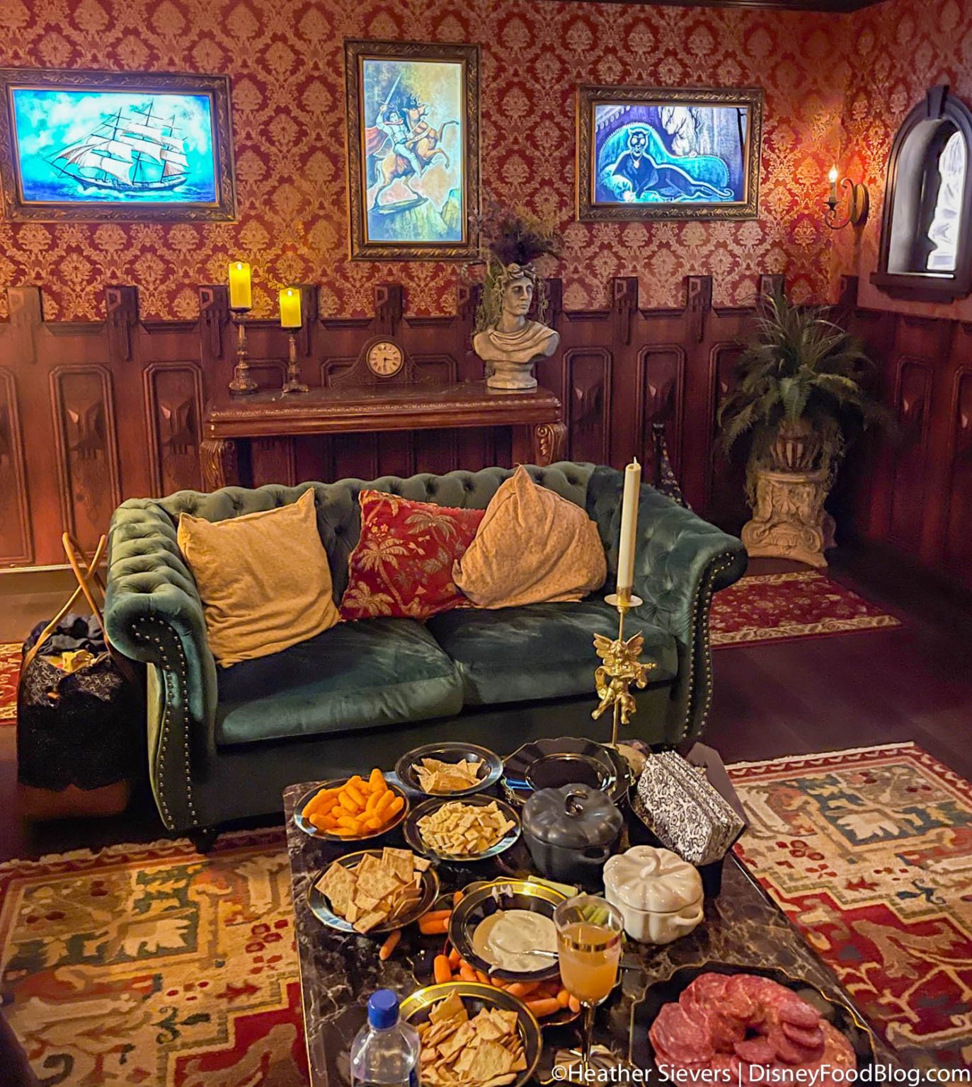 PHOTOS: The Closest You'll EVER Get to Staying the Night INSIDE Disney ...