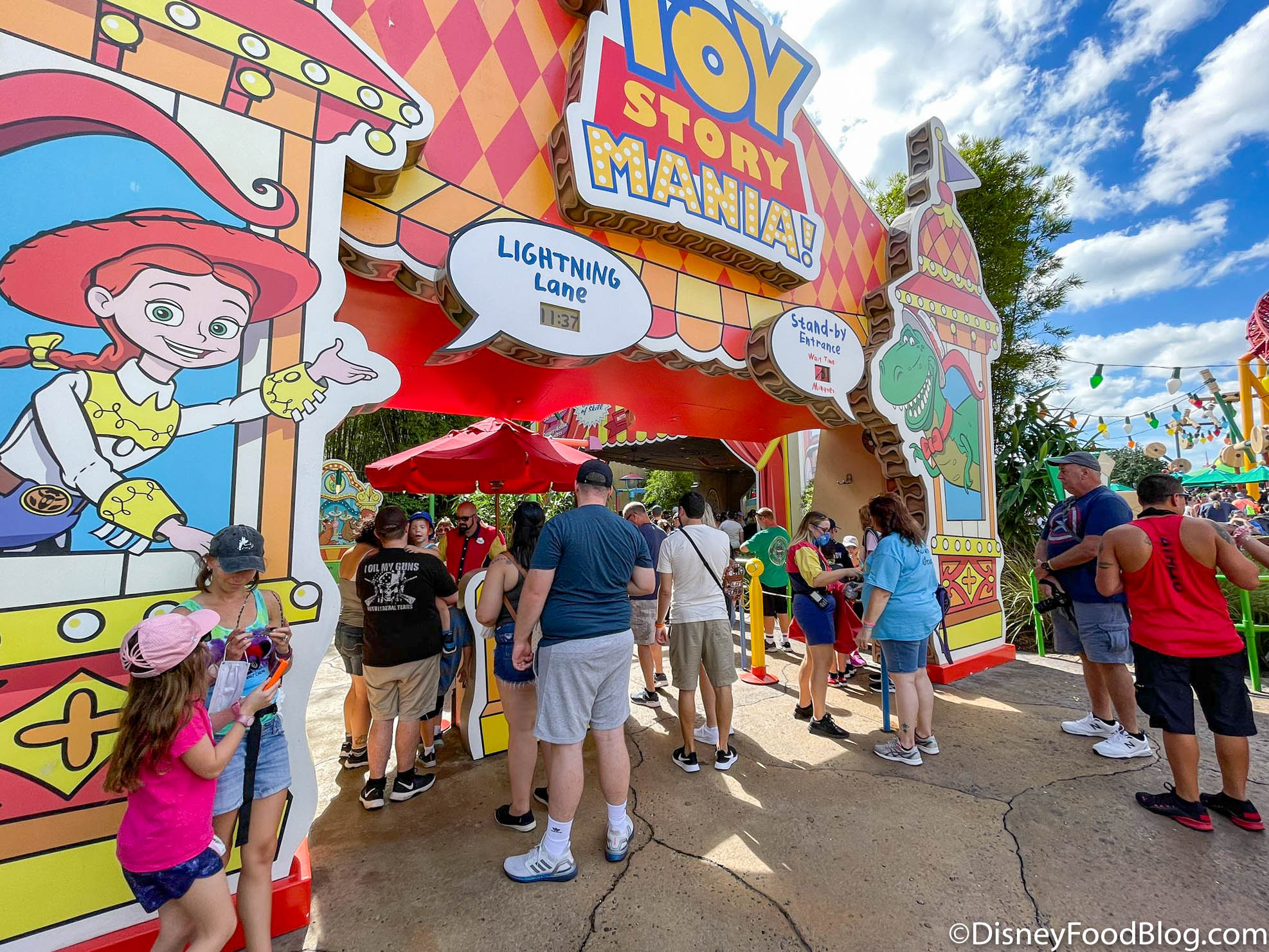 Skip the Line: 8 Ways to Get Ahead at Orlando Parks and Rides