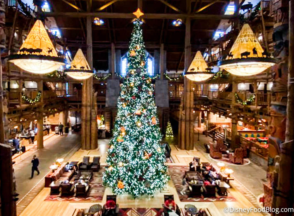 PHOTOS: Holiday Decorations Make One Disney World Hotel the ...