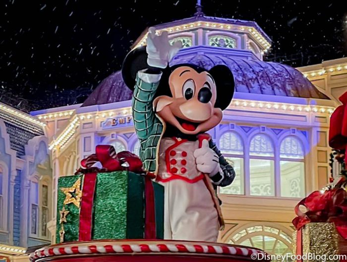 Disney Parks Minnie Mouse "Joy" Snowflake Christmas Holiday Stocking 16" L NEW 