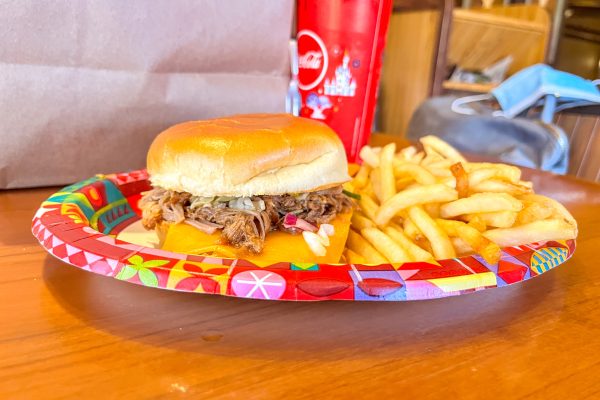 This Disney World App Change Just Made Mobile Ordering SO Much Easier