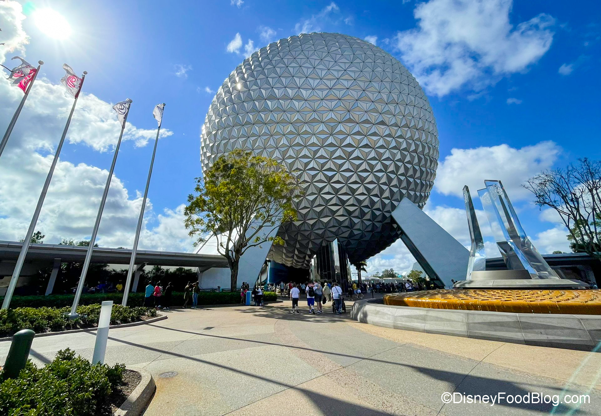 The Top 3 Table Service Restaurants in EPCOT, According to Yelp