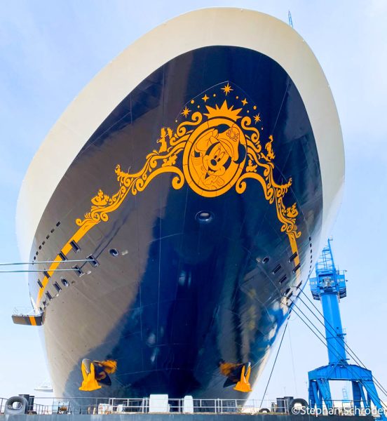 disney wish cruise ship stern