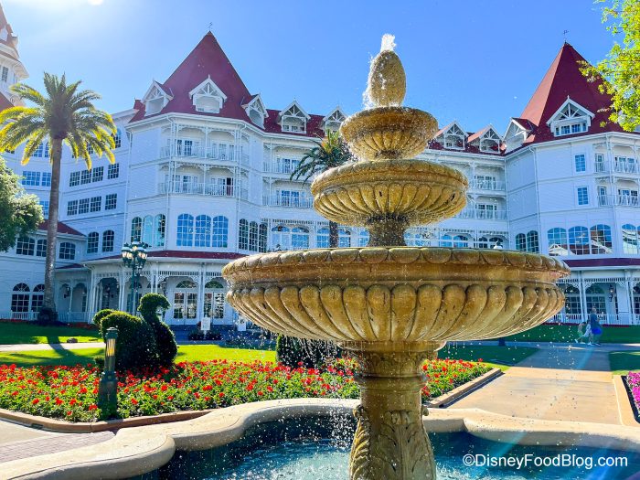 how to get from grand floridian to yacht club