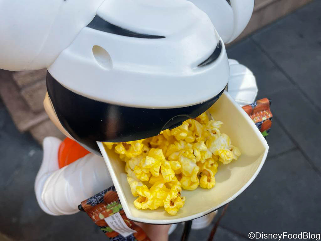 Replying to @jackiebenites75 Disneyland Halloween popcorn buckets and