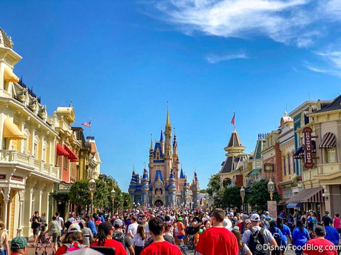 PHOTOS & VIDEO: Memorial Day Crowds & Wait Times in Disney World | the disney food blog