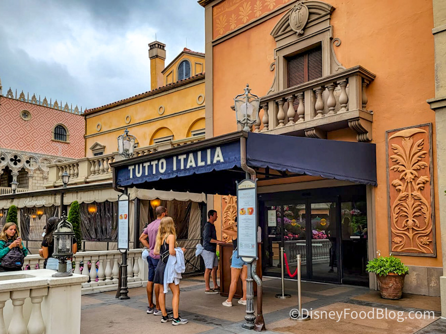 Review and Food Photos: Tutto Italia in Epcot's Italy Pavilion