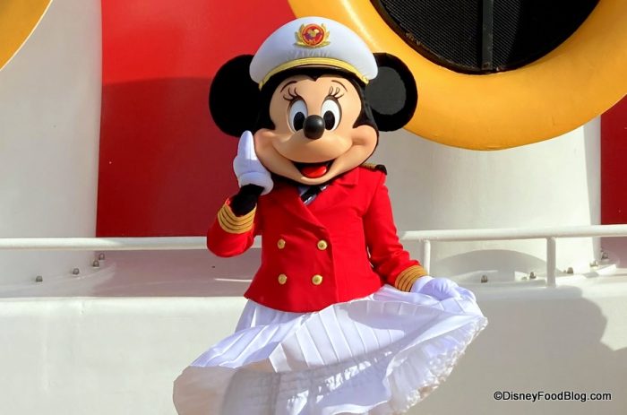 disney-cruise-line-disney-magic-ship-cha