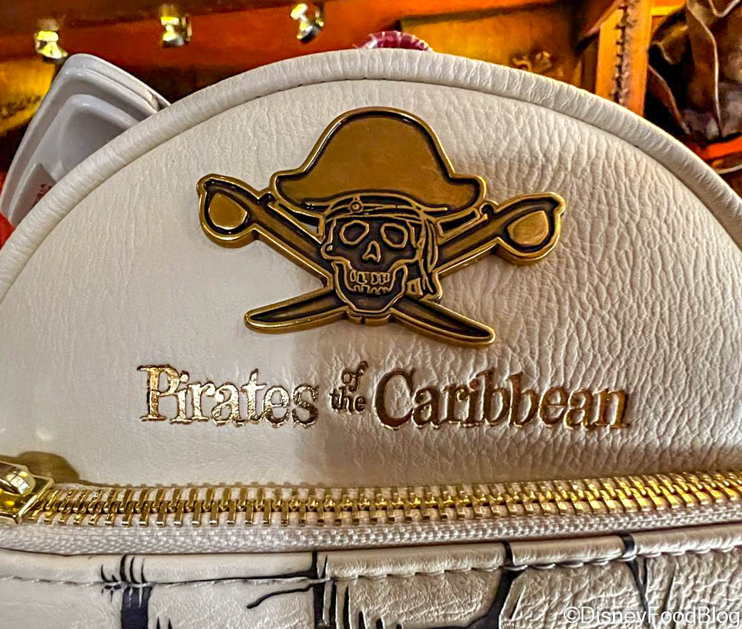 NEW Disney Parks Treasure Chest Purse Pirates Of The Caribbean
