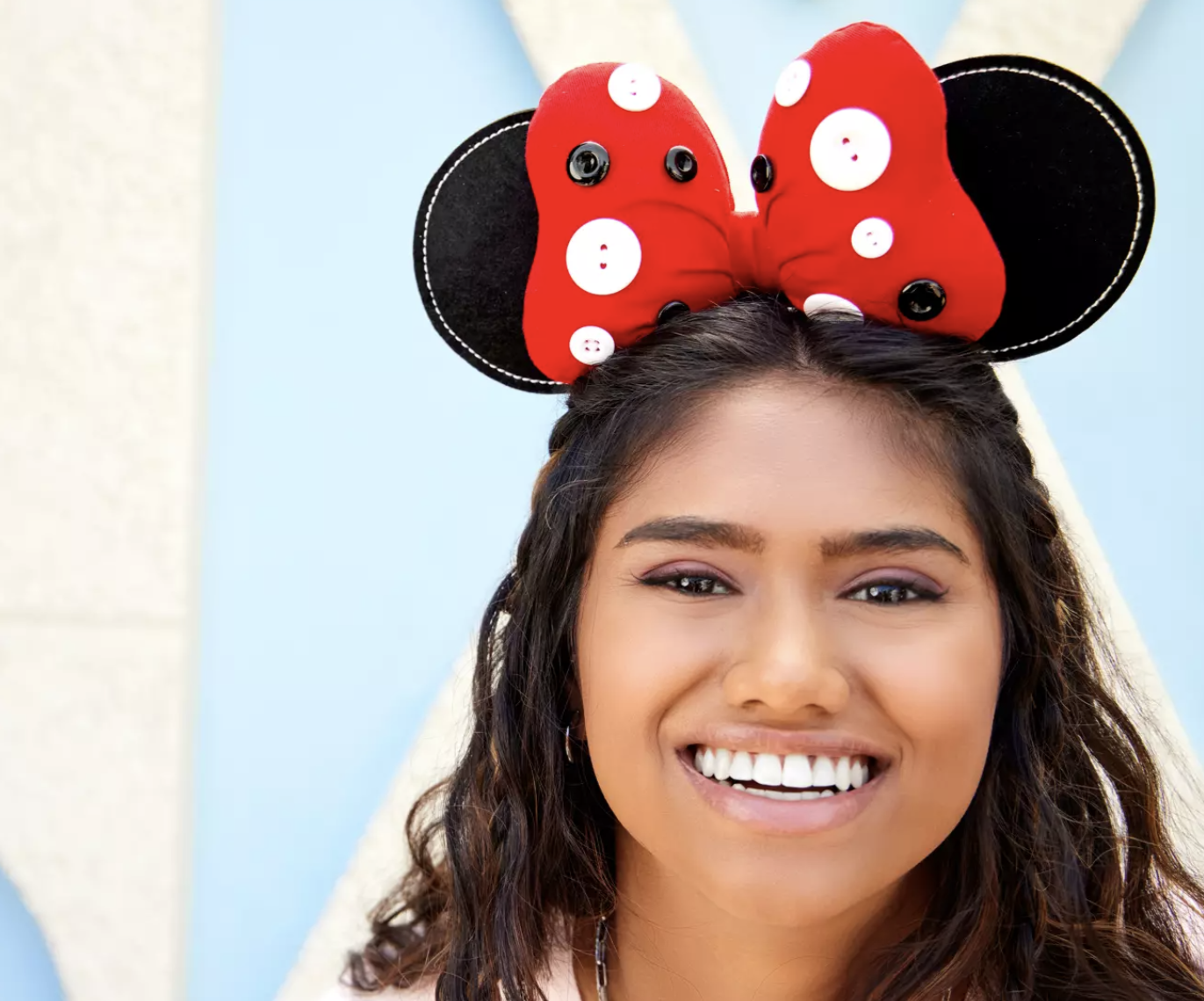 Disney s NEW Ears Look Like Minnie Made Them Herself Pakistans Taste