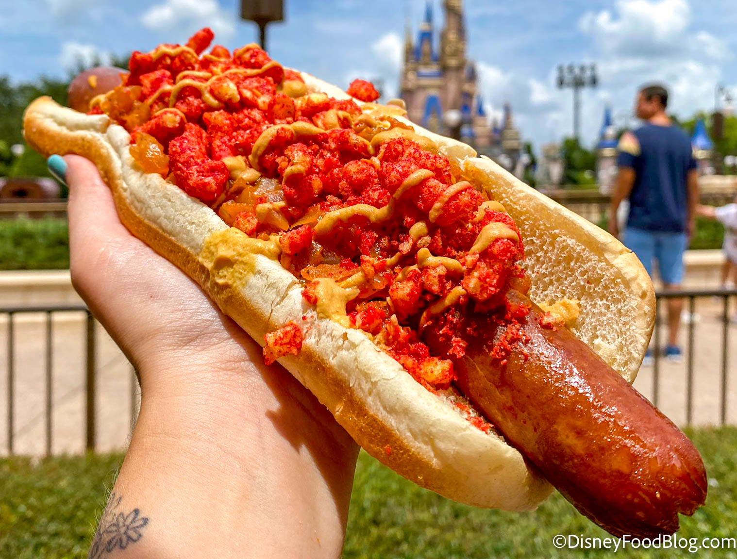 Review! We Tried the Cheetos Hot Dog in Magic Kingdom!