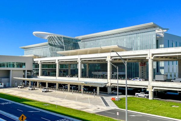 Important Airline CHANGES Are Coming to the Orlando Airport