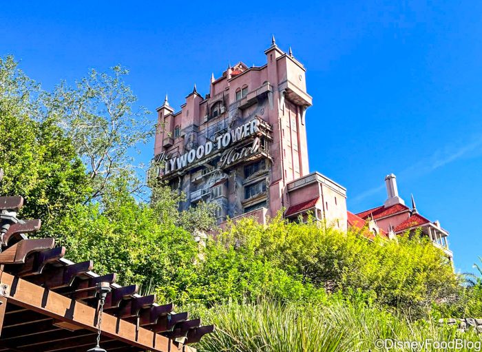 2022-wdw-dhs-tower-of-terror-exterior-at