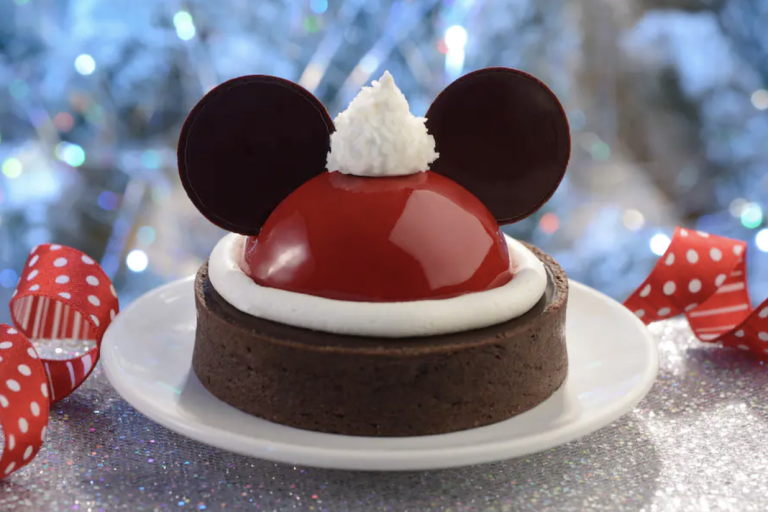 FULL List of Treats Coming to Mickey's Very Merry Christmas Party in