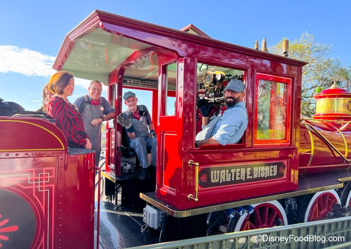 Full List of HOURS for the Magic Kingdom TRAIN