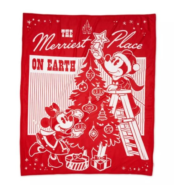 https://www.disneyfoodblog.com/wp-content/uploads/2022/12/Mickey-and-Minnie-Mouse-Holiday-Fleece-Throw-shopdisney-555x600.jpg