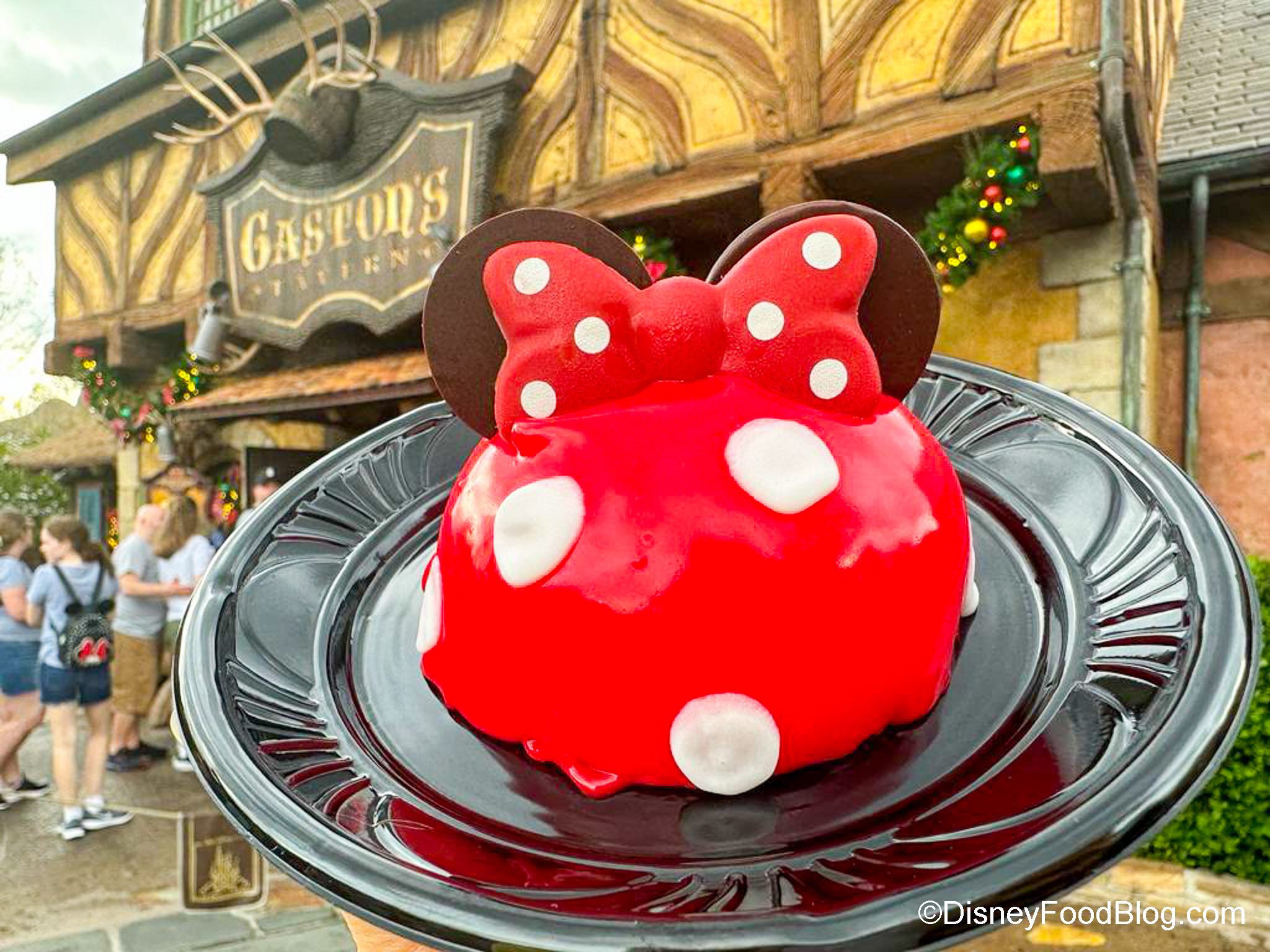 Disney Mickey and Minnie Birthday Cake – bannos