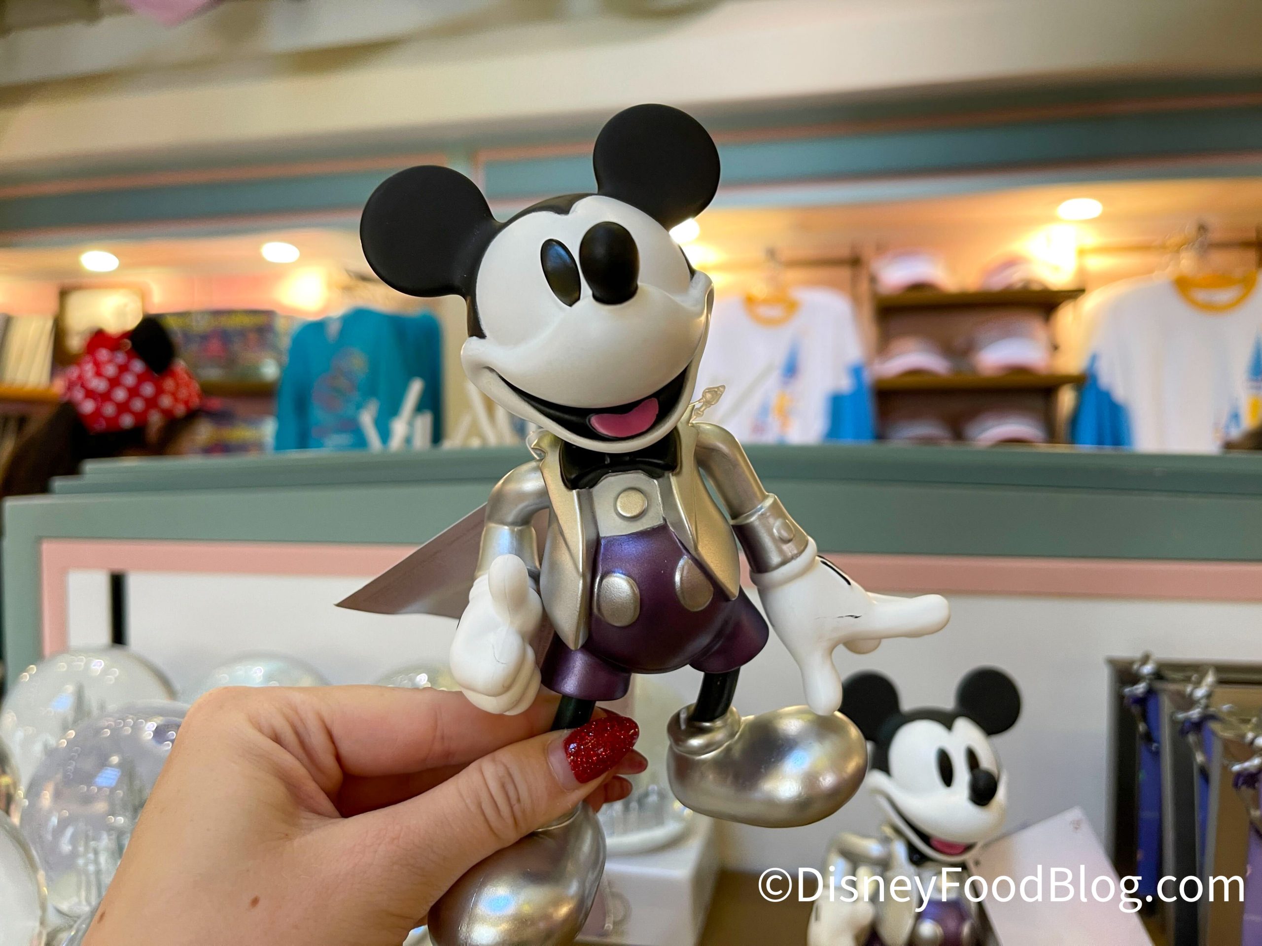 Disney MagicBand+ 100 YEARS Mickey Minnie Chip Dale Magic Band Plus Alexa -  NEW