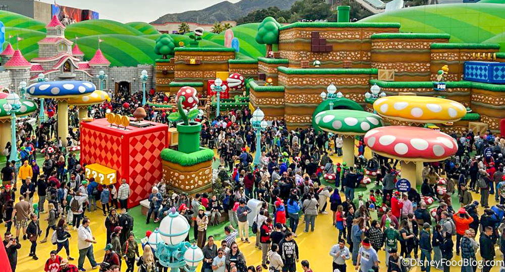 Udsigt skrivestil spion PHOTOS: Opening Day Crowds for Super Nintendo World at Universal Studios  Hollywood | the disney food blog