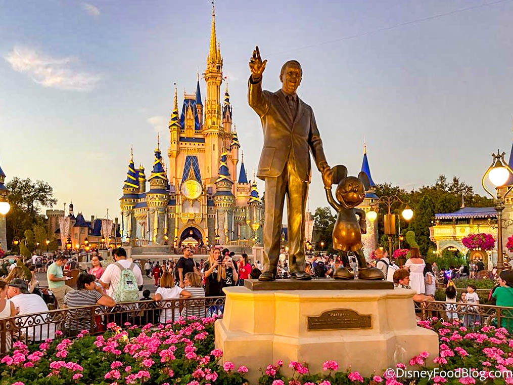 How to get a reservation to enter a Disney World theme park until at least  2023 - The Points Guy