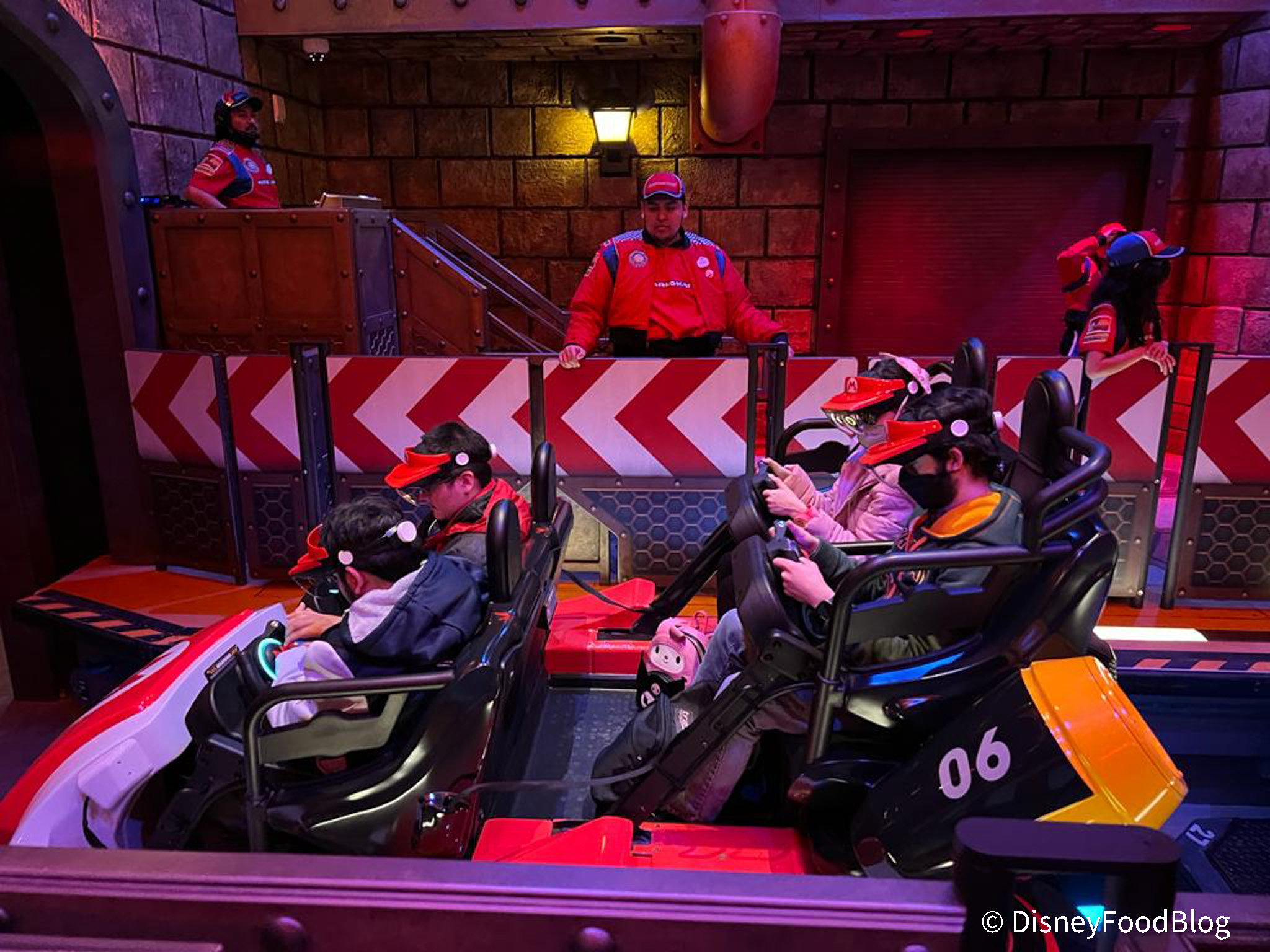 Ride Review: Mario Kart in Super Nintendo World - Disney Tourist Blog