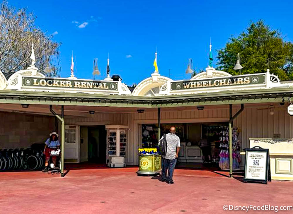 Renting a Locker at Walt Disney World